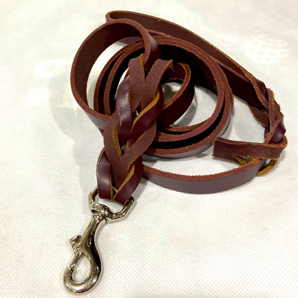 Logical Leather Dog Leash 6’ Heavy Duty Water Resistant Burgundy Braided